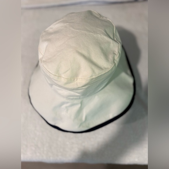 Kate Lord M/L White Bucket Sun Hat with Navy Trim - 100% Cotton - Picture 6 of 10